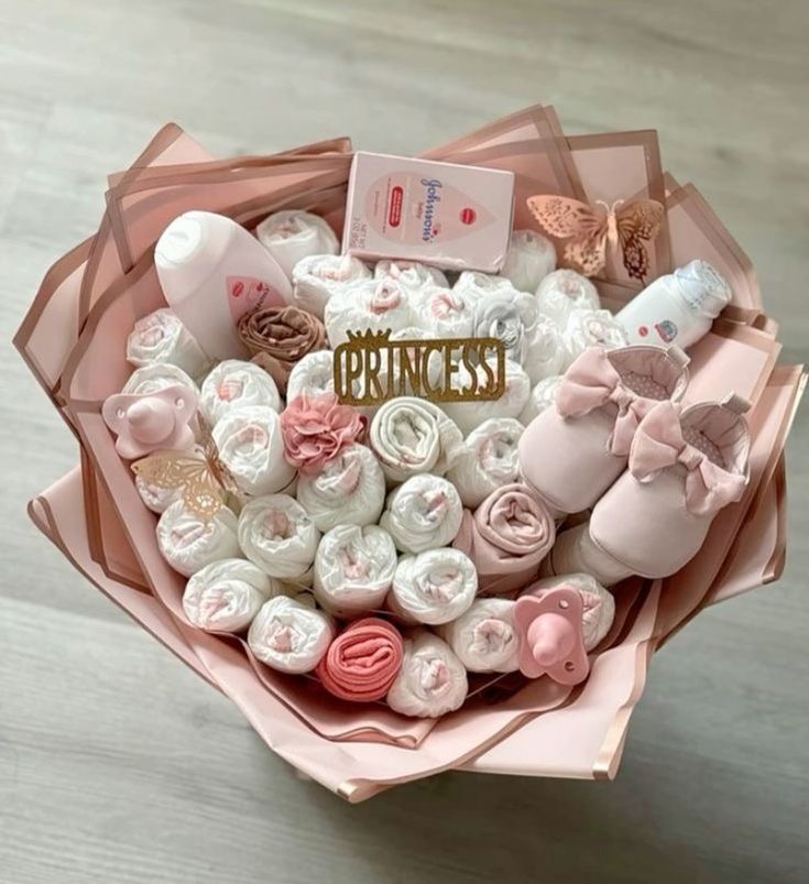 مجموعة ملابس أطفال على شكل بوكيت من بيبي غِفت