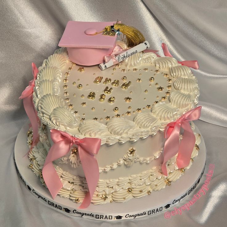 كيكة تخرج من كيك قاردن